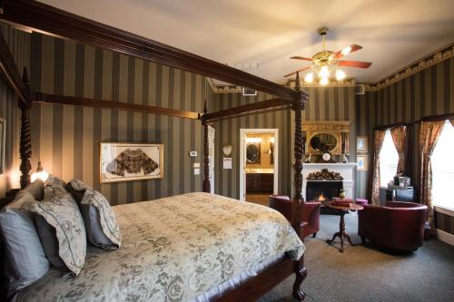 171358954 Gruene River Hotel & Retreat