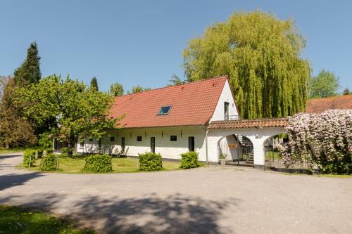 La Ferme Blanche, The Originals Relais (Relais du Silence)