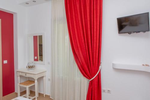 Sun and Moon Villas - image 8