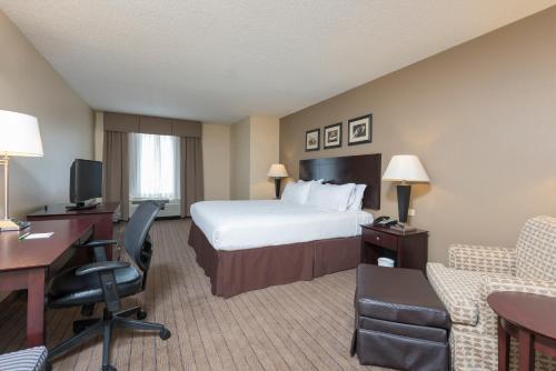 Holiday Inn Aurora North - Naperville, an IHG Hotel