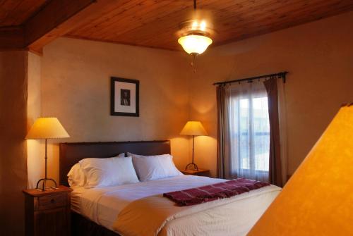 The Maverick Inn - image 8