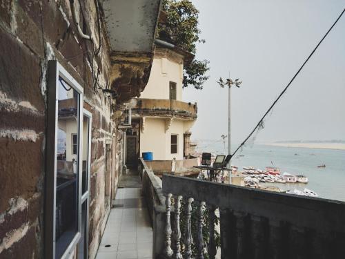 パレス オン ステップス