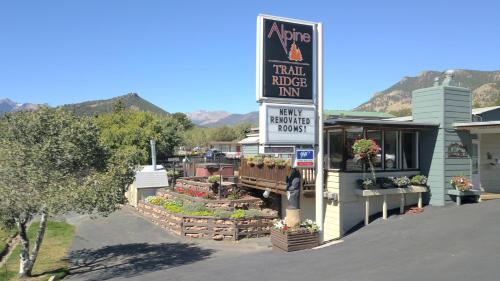 Alpine Trail Ridge Inn - Accommodation - Estes Park