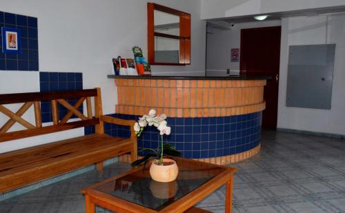 Check-in/out [private]