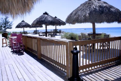 在meiguo.com看到的The Anna Maria Island Beach Breeze的介绍图片