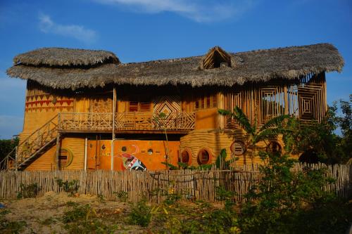 Raízes Eco Hostel