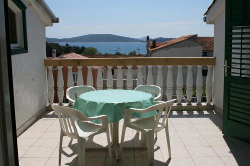 Apartments with a parking space Vodice - 6238 - image 6