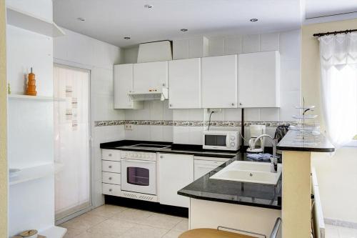 La Rosaleda - image 14