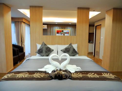 The Raise Hotel