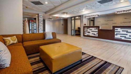 Best Western Knoxville Suites - Downtown