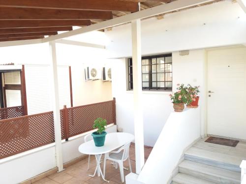 Pirgos beach house - image 6