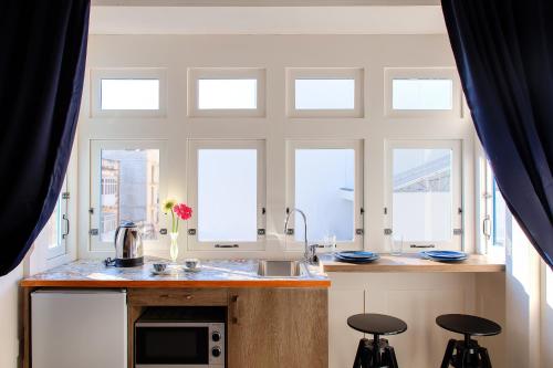 Island Guesthouse - image 2