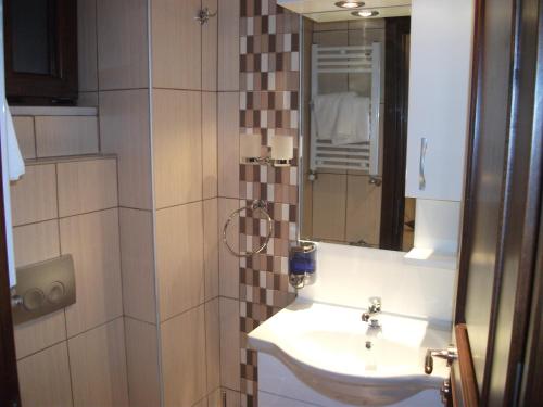 Double or Twin Room with Sea View image 2