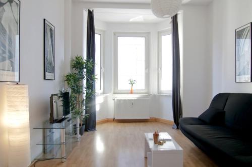 3 twin beds, 1 sofa bed