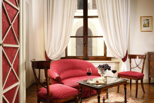 Palazzo Niccolini al Duomo Residenza D'Epoca - image 4