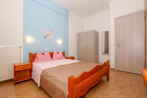 Athina Apartments