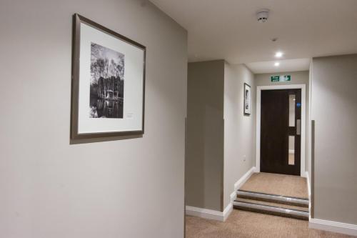 St Nicholas Hotel - image 9