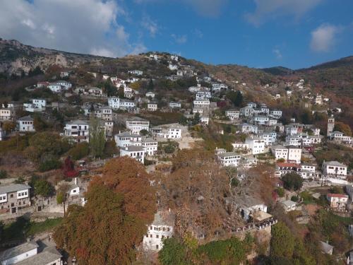 1822 Makrinitsa Suites - main image
