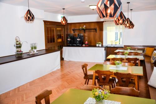 Krogs/atpūtas telpa, KM Hotel Murtal in St. Margarethen Bei Knittelfeld