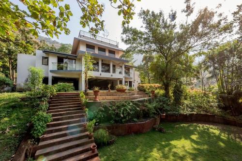 SaffronStays Masaya, Alibaug - pet-friendly villa with alfresco dining