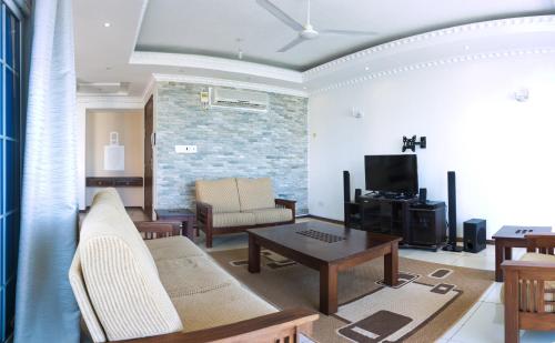 Almasi Oceanfront Nyali