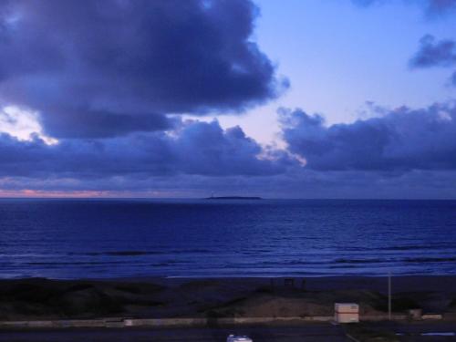 DEPTO FRENTE AL MAR - PUNTA DEL ESTE - Uruguay