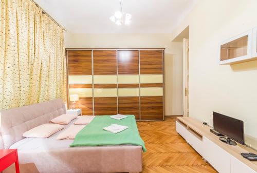 Bessara Apartment - image 12