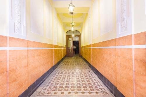 Bessara Apartment - image 6