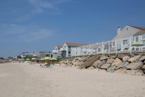 The Corsair & Cross Rip Oceanfront The Corsair & Cross Rip Oceanfront