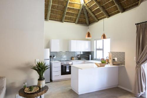 Kitchen, Maya Manor in Hoedspruit