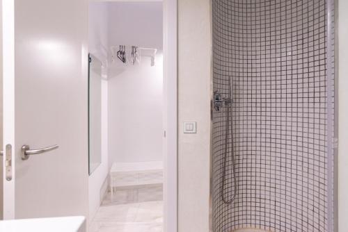 Malaga City Breaks - image 3