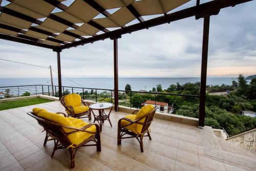  infinity blue in Agia Paraskevi