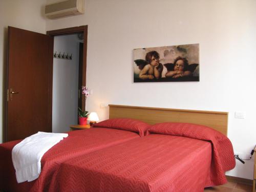 Diva Hotel - image 2