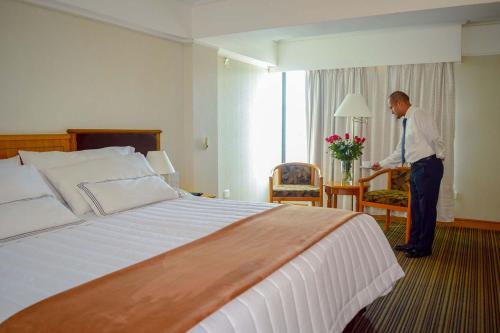 Double Room image 2