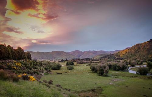 A környék, Graceland B&B in Athol