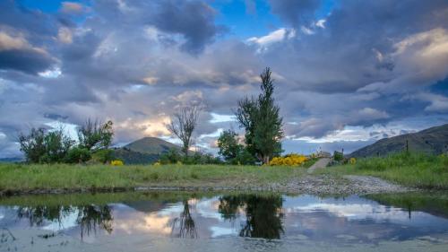 A környék, Graceland B&B in Athol