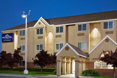 . Microtel Inn & Suites Lodi