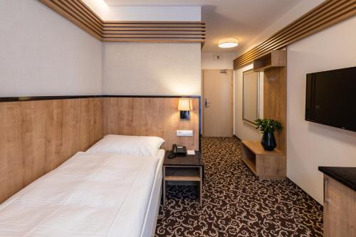 Deluxe Single Room