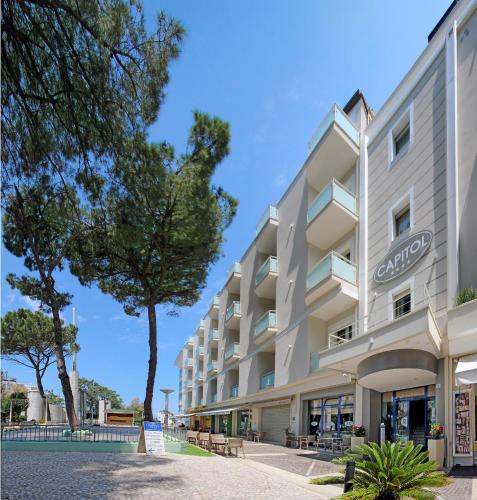 Residence Capitol - Accommodation - Cattolica