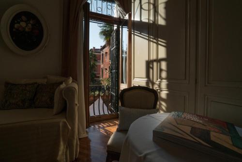 Ca' della Corte – Venice, GA