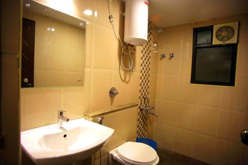 The Lounge Business Hotel – Bangalore, MN