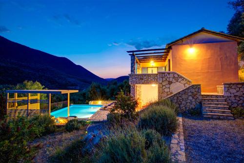  Syvota Villa Sleeps 6 Pool Air Con WiFi T604923 in Syvota