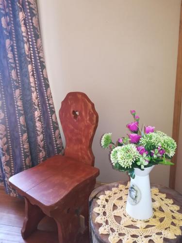 Autumn Breeze Manor Guest House