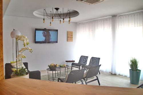 Empfangshalle, Ouril Hotel Julia in Santa Maria