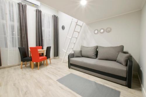 Standard Apartment by Hi5 - Csengery 3, Budapest (photo 2)
