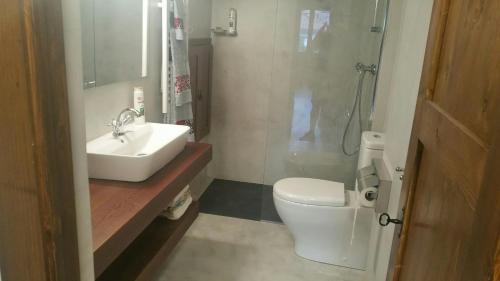 Zuhanyzó, Piso Diseño rústico con Vistas (Piso Diseno rustico con Vistas) in Borreda