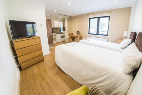 Standard Double or Twin Room with En Suite Bathroom