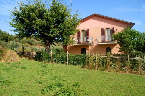  San Feliciano Apartment Sleeps 4 WiFi, Pension in Ortsteil San Feliciano