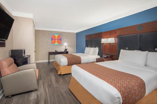 2 double beds