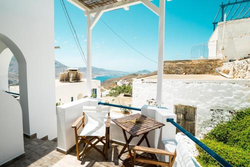 Plori Studios and Apartments - image 5